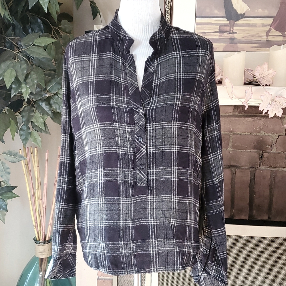 Pullover half button plaid top